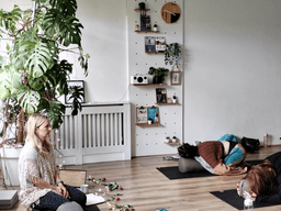 1-2-1 Personal Training/Yoga Fusion for Women (ONLINE)